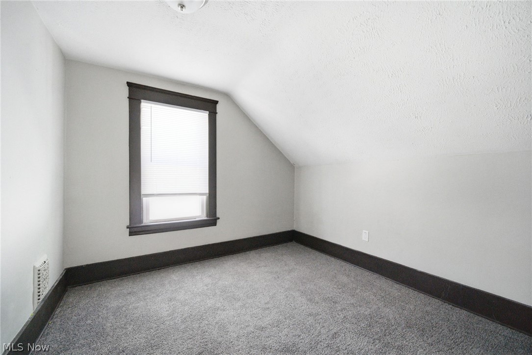 15901 Pythias Avenue Cleveland OH 44110