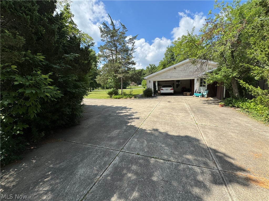 2838 Forest Lane Willoughby Hills OH 44094