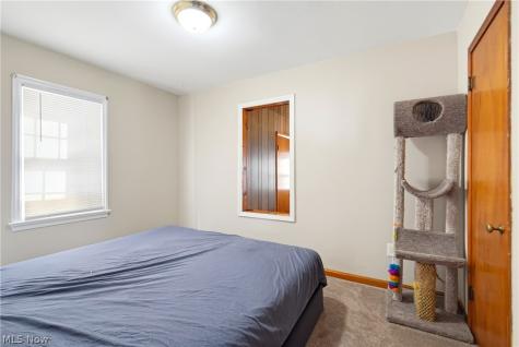 796 Indian Trail Akron OH 44314