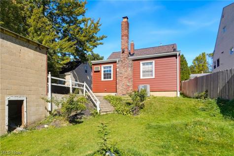 796 Indian Trail Akron OH 44314