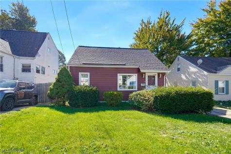 796 Indian Trail Akron OH 44314