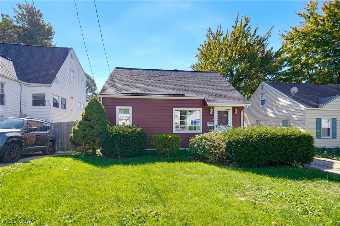 796 Indian Trail Akron OH 44314