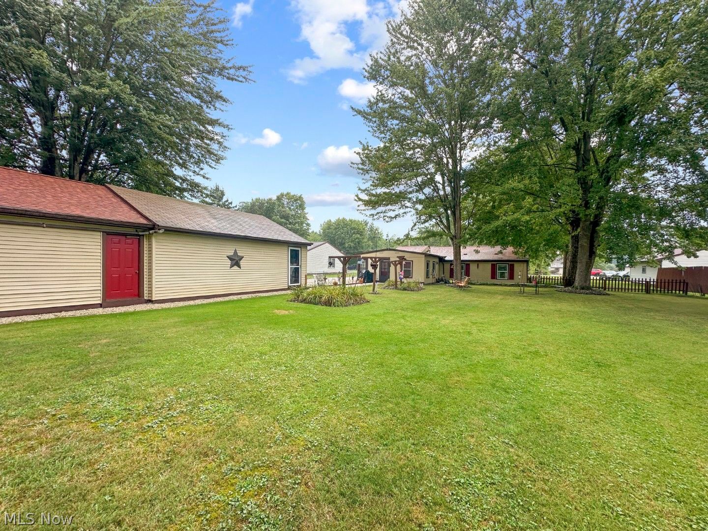 3386 North Park Extension Warren OH 44481