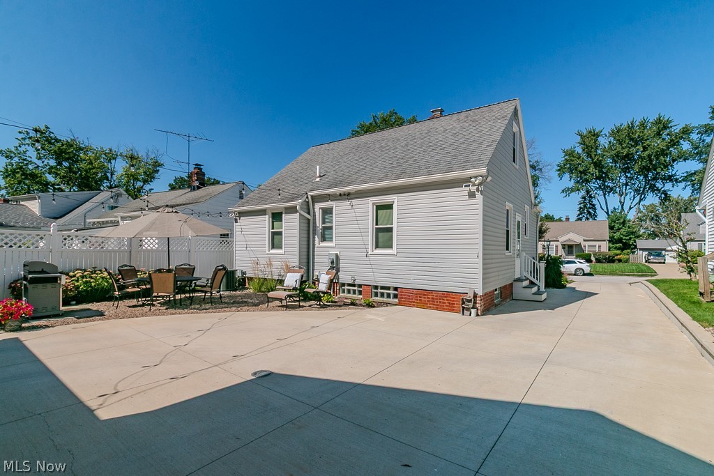 37616 Jordan Drive Willoughby OH 44094
