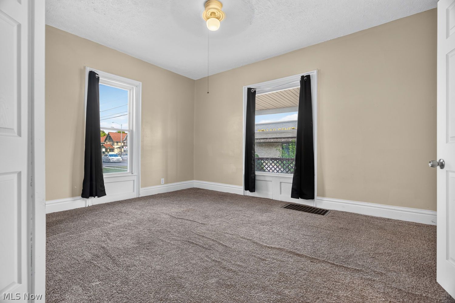 180 Cleveland Street Elyria OH 44035