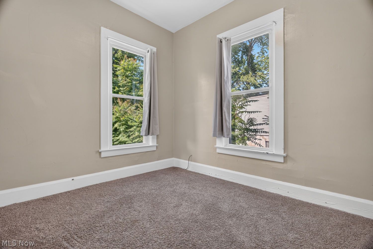 180 Cleveland Street Elyria OH 44035