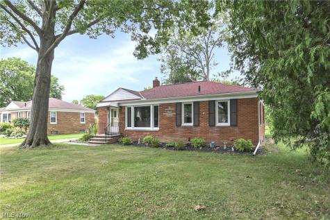 37636 Lake Drive Avon OH 44011