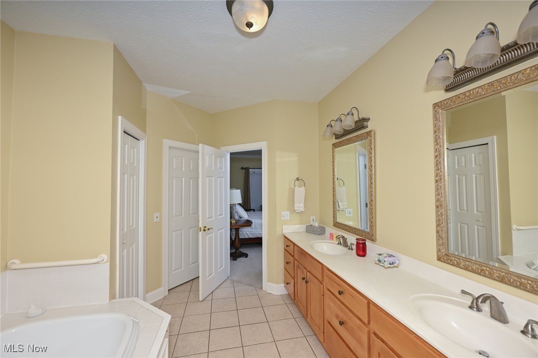 5957 Century Street NW Canton OH 44718