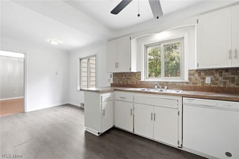 2537 Edgewood Road Beachwood OH 44122