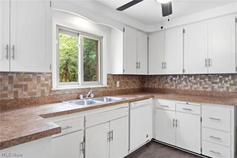 2537 Edgewood Road Beachwood OH 44122