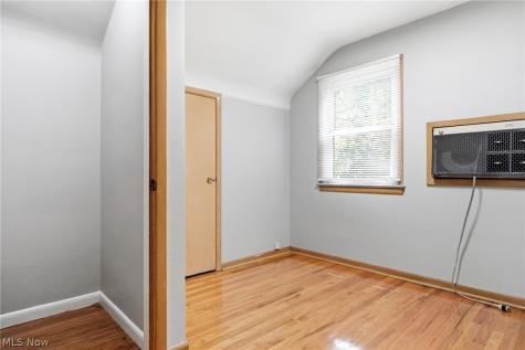 2537 Edgewood Road Beachwood OH 44122