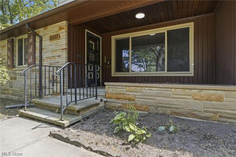2537 Edgewood Road Beachwood OH 44122