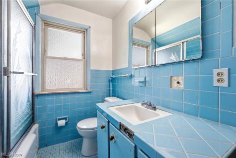 2537 Edgewood Road Beachwood OH 44122