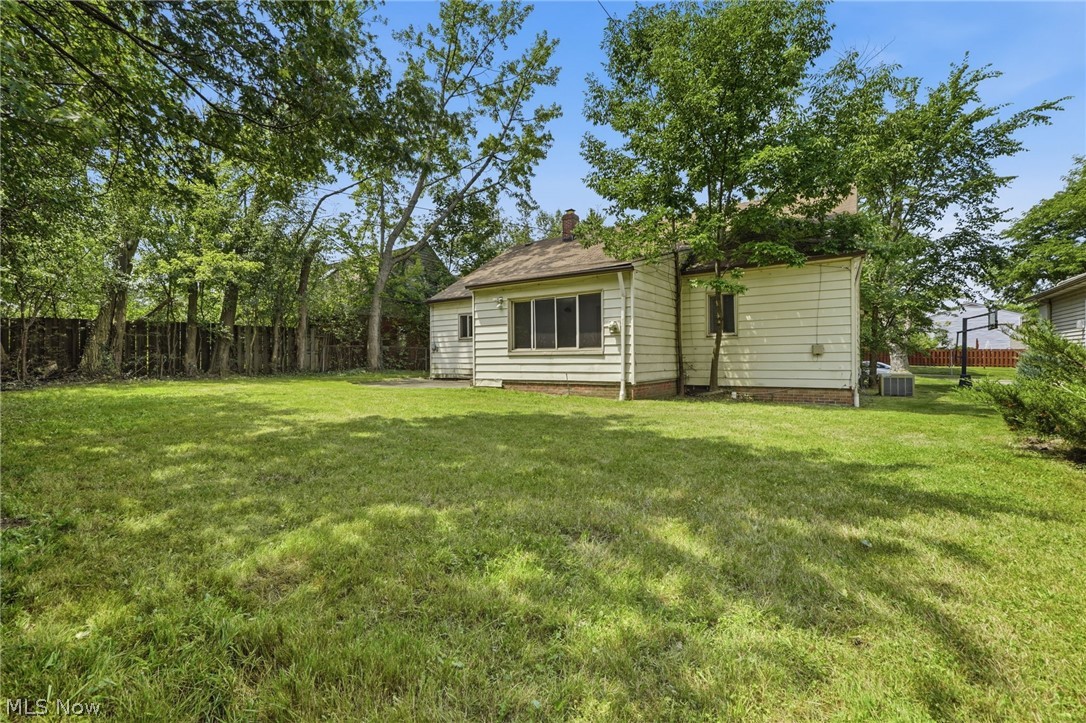 2537 Edgewood Road Beachwood OH 44122