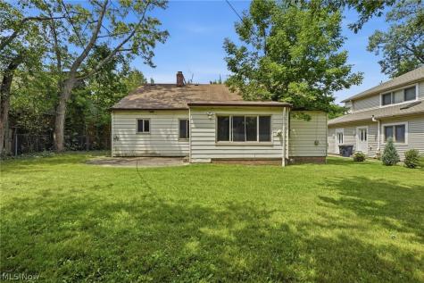 2537 Edgewood Road Beachwood OH 44122