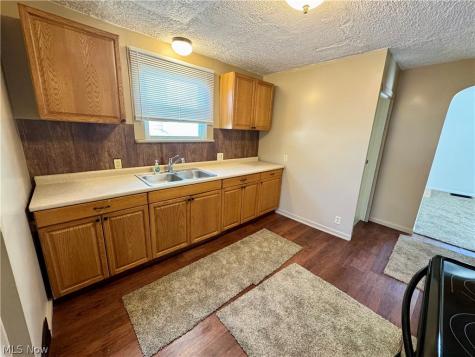 909 Clarendon Avenue SW Canton OH 44710