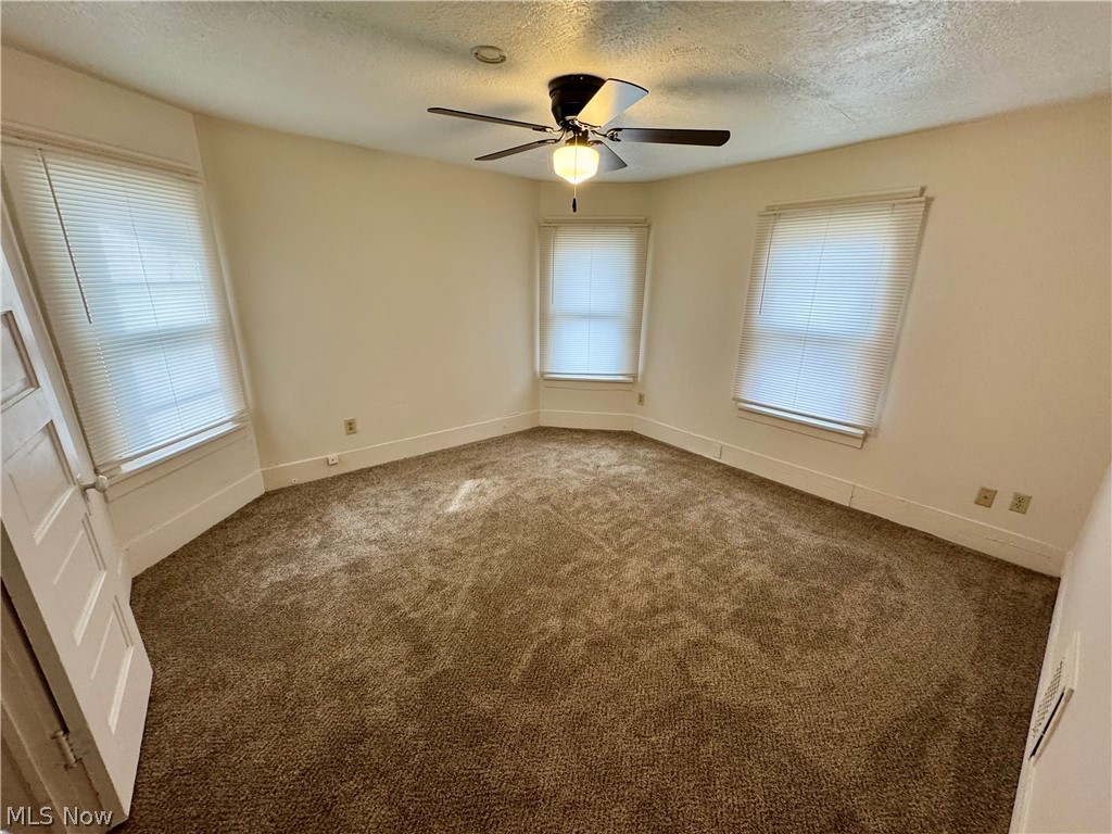 909 Clarendon Avenue SW Canton OH 44710