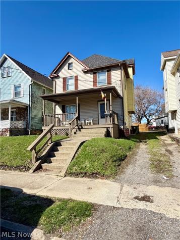 909 Clarendon Avenue SW Canton OH 44710