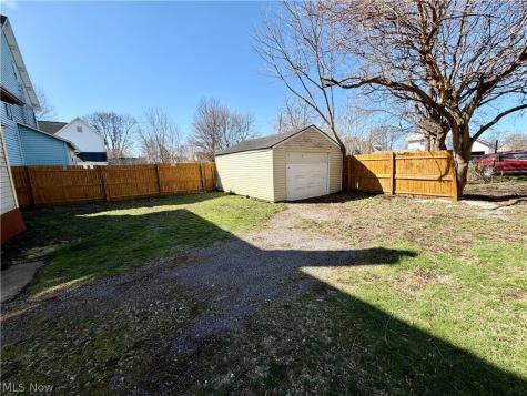 909 Clarendon Avenue SW Canton OH 44710