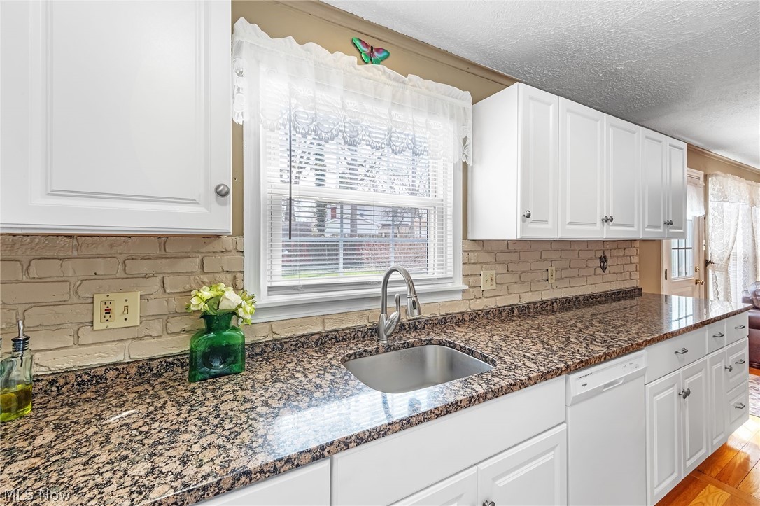 880 Markham Avenue Cuyahoga Falls OH 44221
