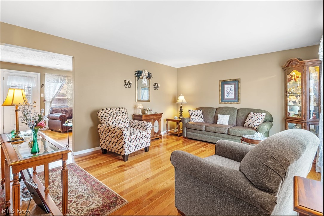 880 Markham Avenue Cuyahoga Falls OH 44221