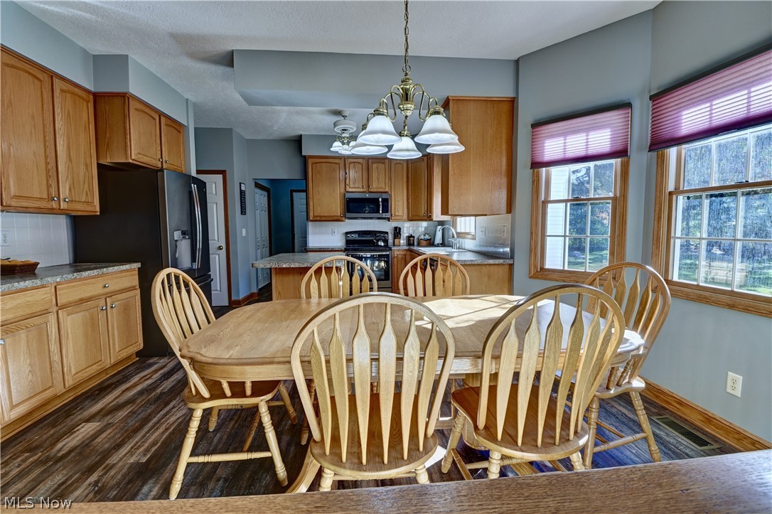 2390 Auberry Drive Green OH 44312