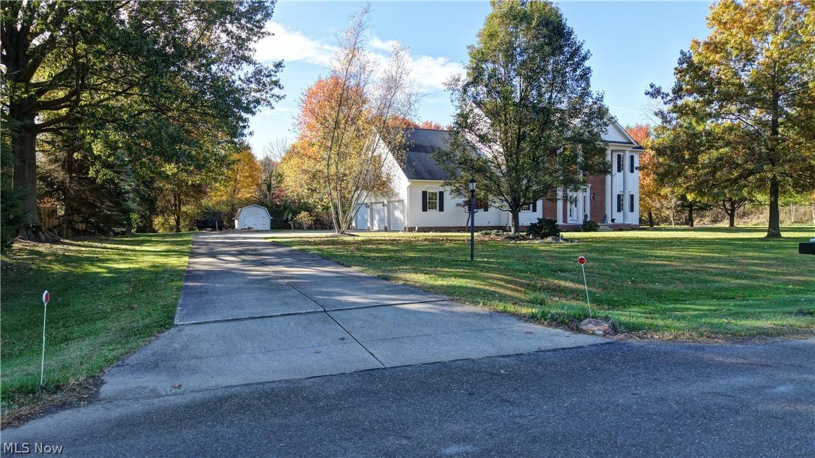2390 Auberry Drive Green OH 44312