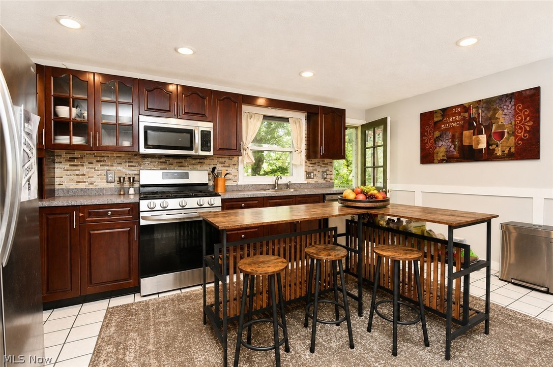 3991 Ellendale Road Moreland Hills OH 44022