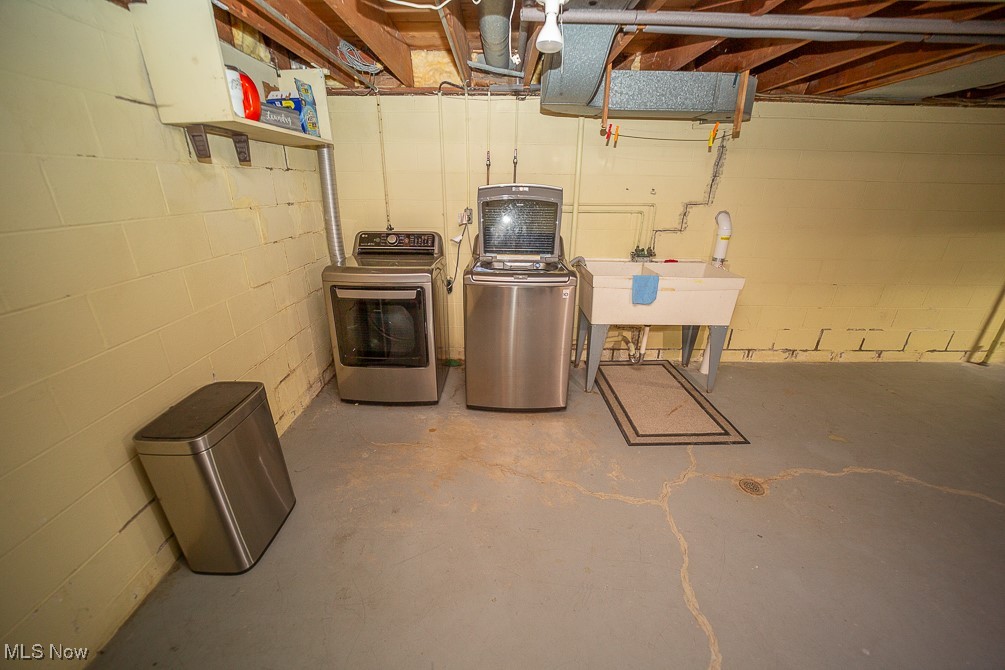 4200 Edgewood Drive Lorain OH 44052