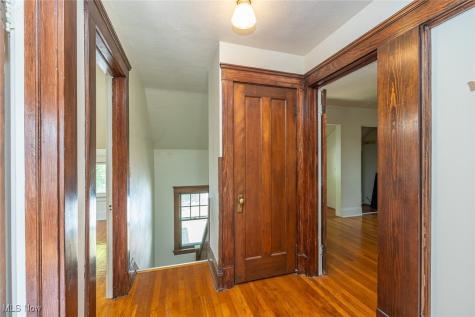 1468 Parkhill Road Cleveland Heights OH 44121