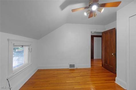 1468 Parkhill Road Cleveland Heights OH 44121