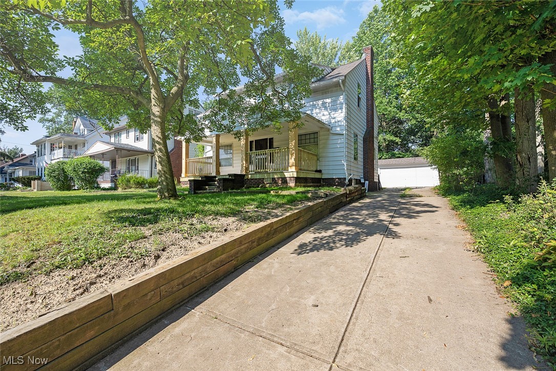 1468 Parkhill Road Cleveland Heights OH 44121