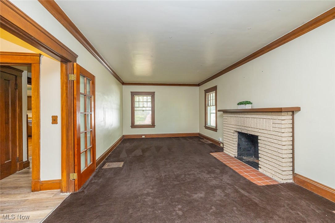 1468 Parkhill Road Cleveland Heights OH 44121
