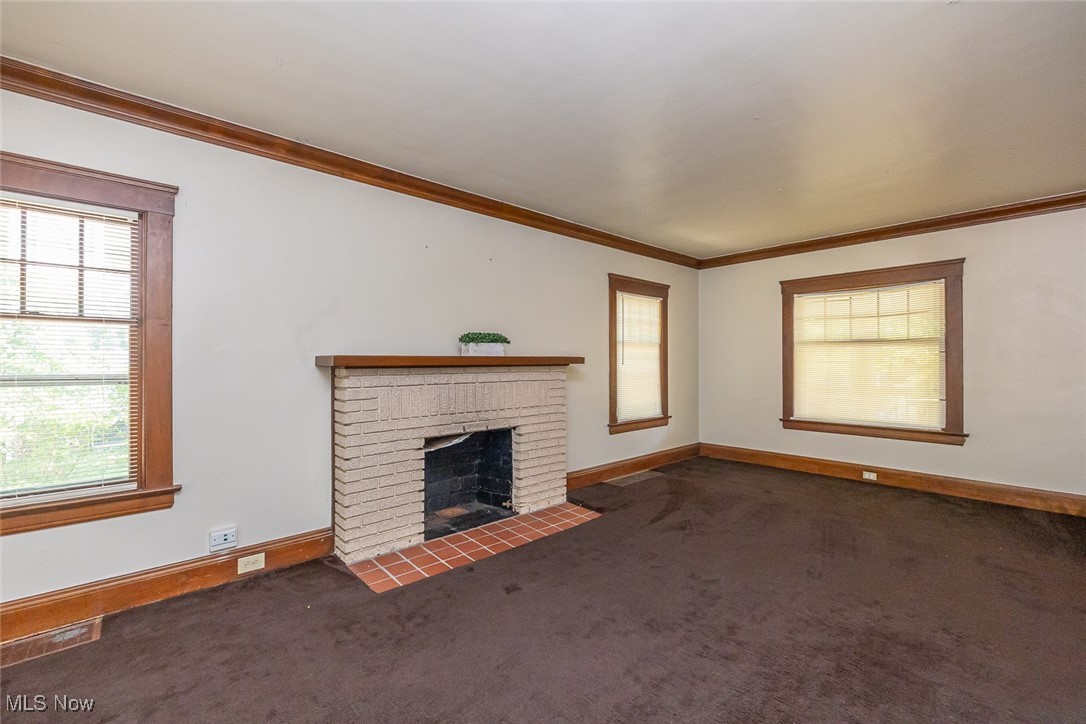 1468 Parkhill Road Cleveland Heights OH 44121