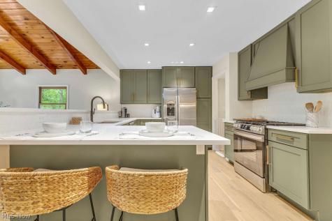 29008 Osborn Road Bay Village OH 44140