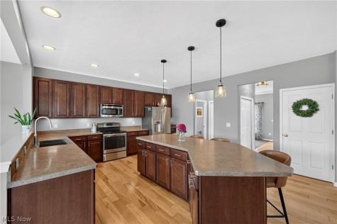 37502 Tail Feather Drive North Ridgeville OH 44039