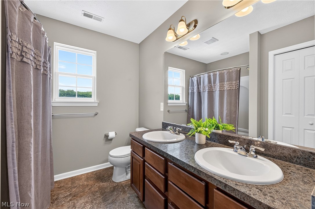 37502 Tail Feather Drive North Ridgeville OH 44039