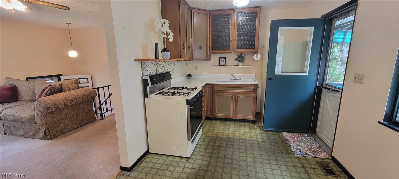 137 Stage Avenue Painesville OH 44077