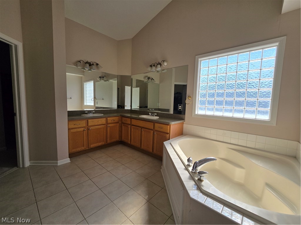 7764 Oak Meadow Drive Hudson OH 44236