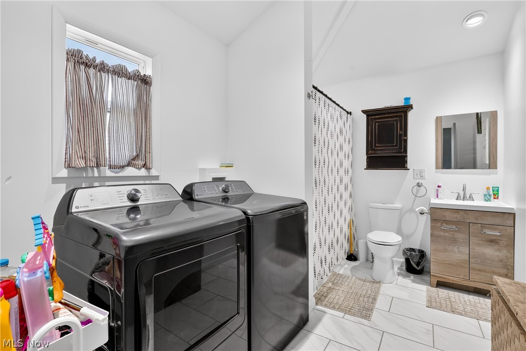238 Lee Avenue Lisbon OH 44432