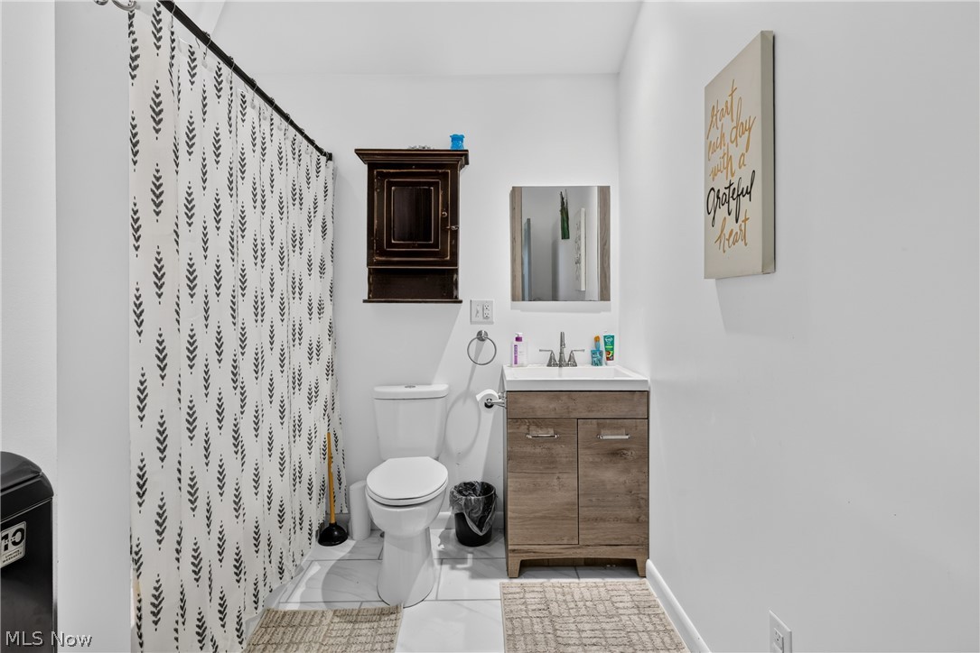 238 Lee Avenue Lisbon OH 44432