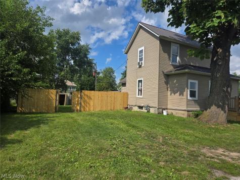 416 W Pennsylvania Avenue Sebring OH 44672
