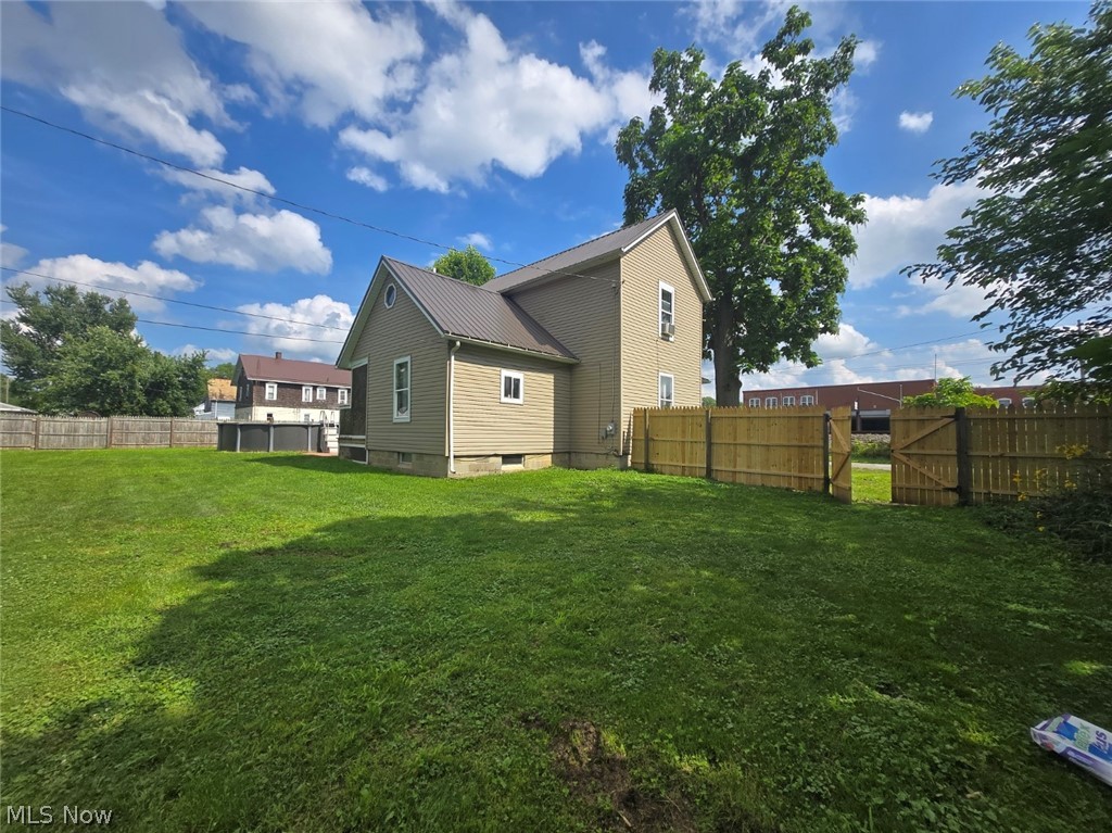 416 W Pennsylvania Avenue Sebring OH 44672