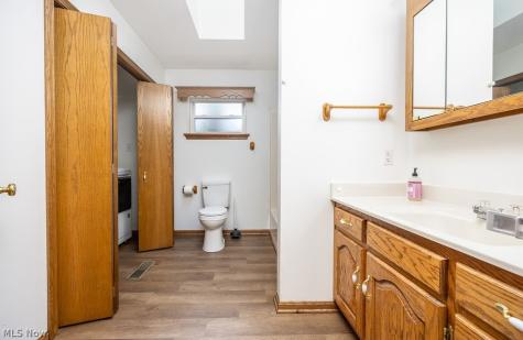 103 Creston Lane Marietta OH 45750