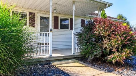 103 Creston Lane Marietta OH 45750