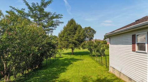 103 Creston Lane Marietta OH 45750