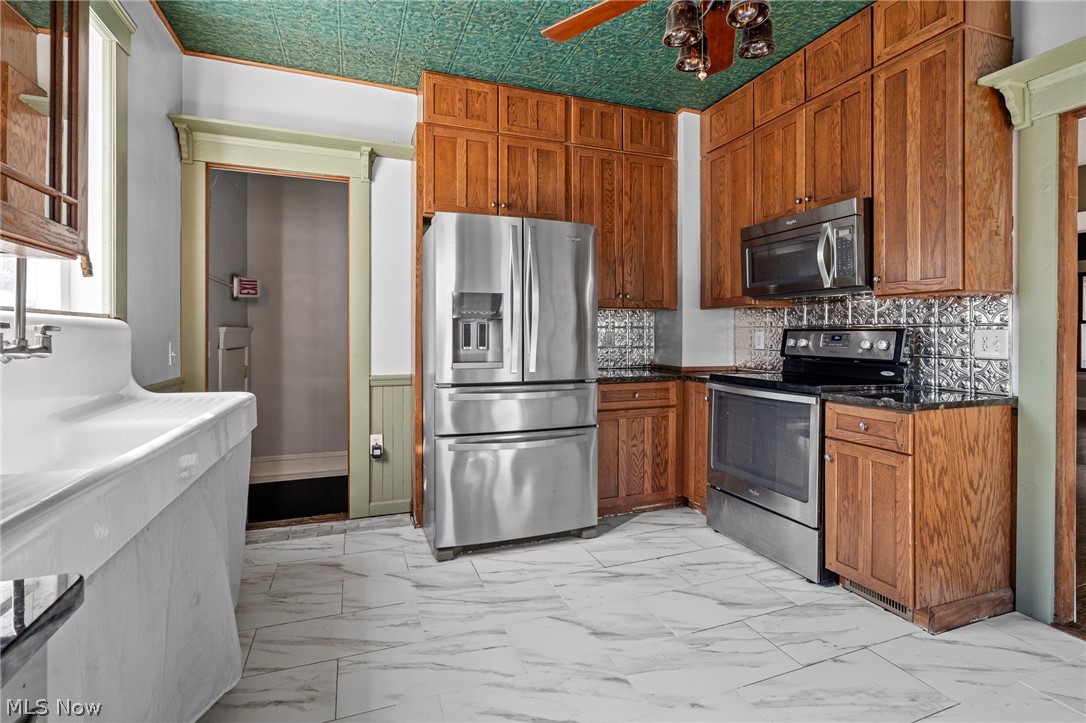 4209 Woodbine Avenue Cleveland OH 44113