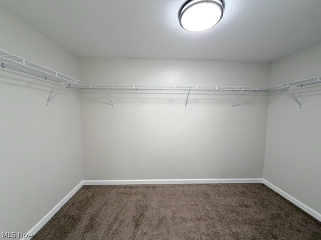2193 E High Avenue New Philadelphia OH 44663