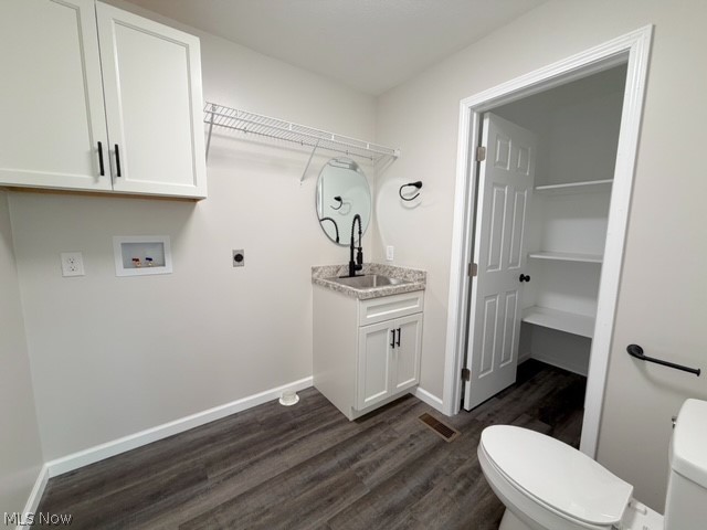 2193 E High Avenue New Philadelphia OH 44663