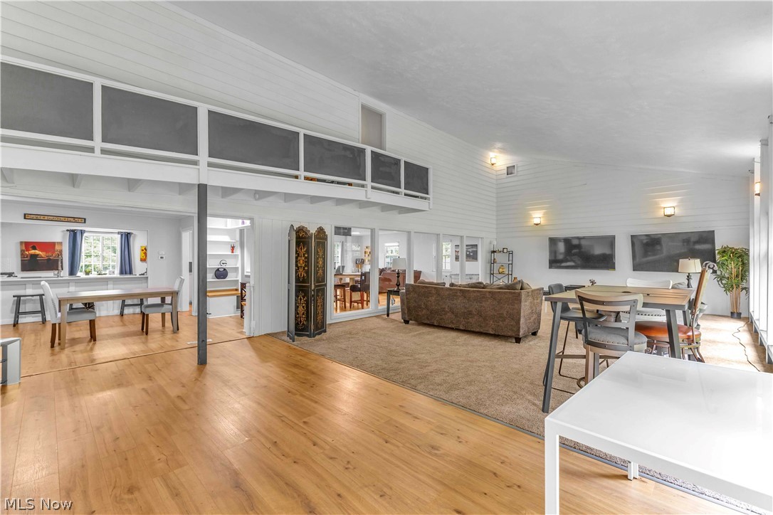 607 Castle Boulevard Akron OH 44313